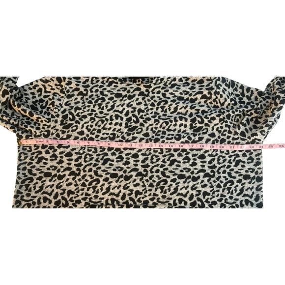 Coco + Carmen Gray/Black Hooded Cheetah Print Sweater Womens Size L/XL - Picture 3 of 7